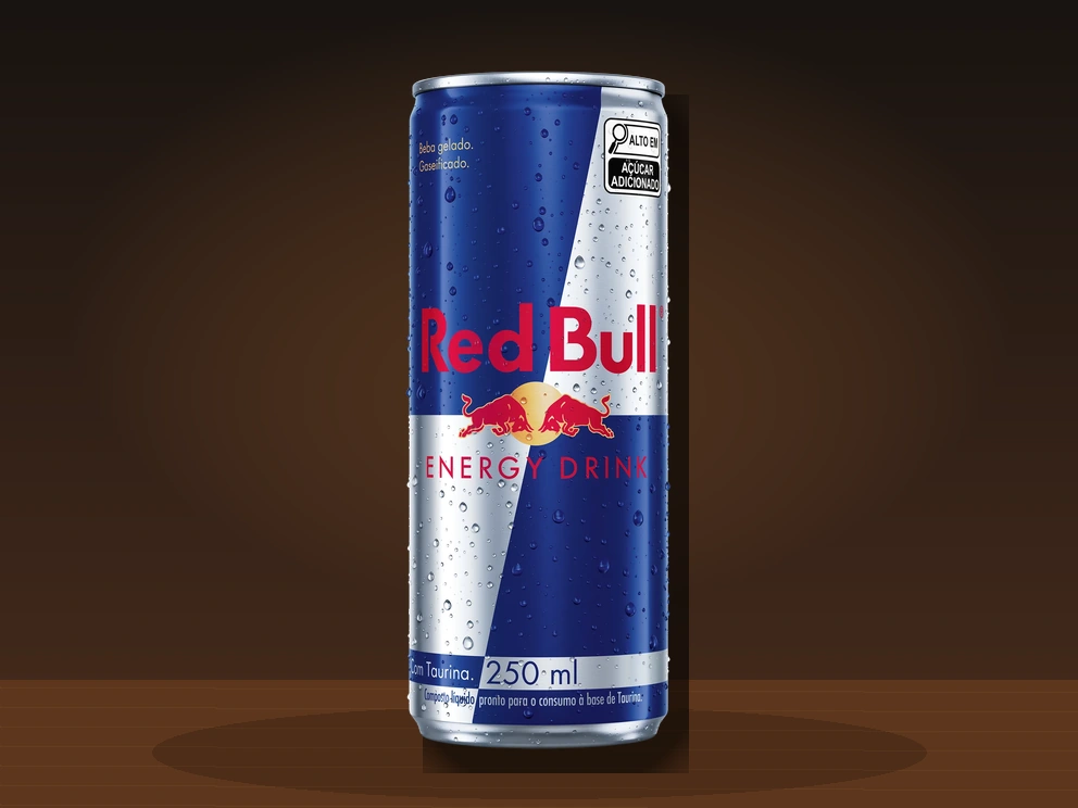 Energético Red Bull servido no Restaurante Dona Rê